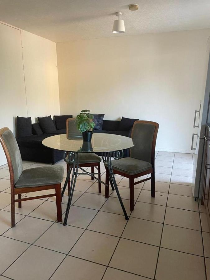 Single And Doubles Rooms Close To Central 런던 외부 사진